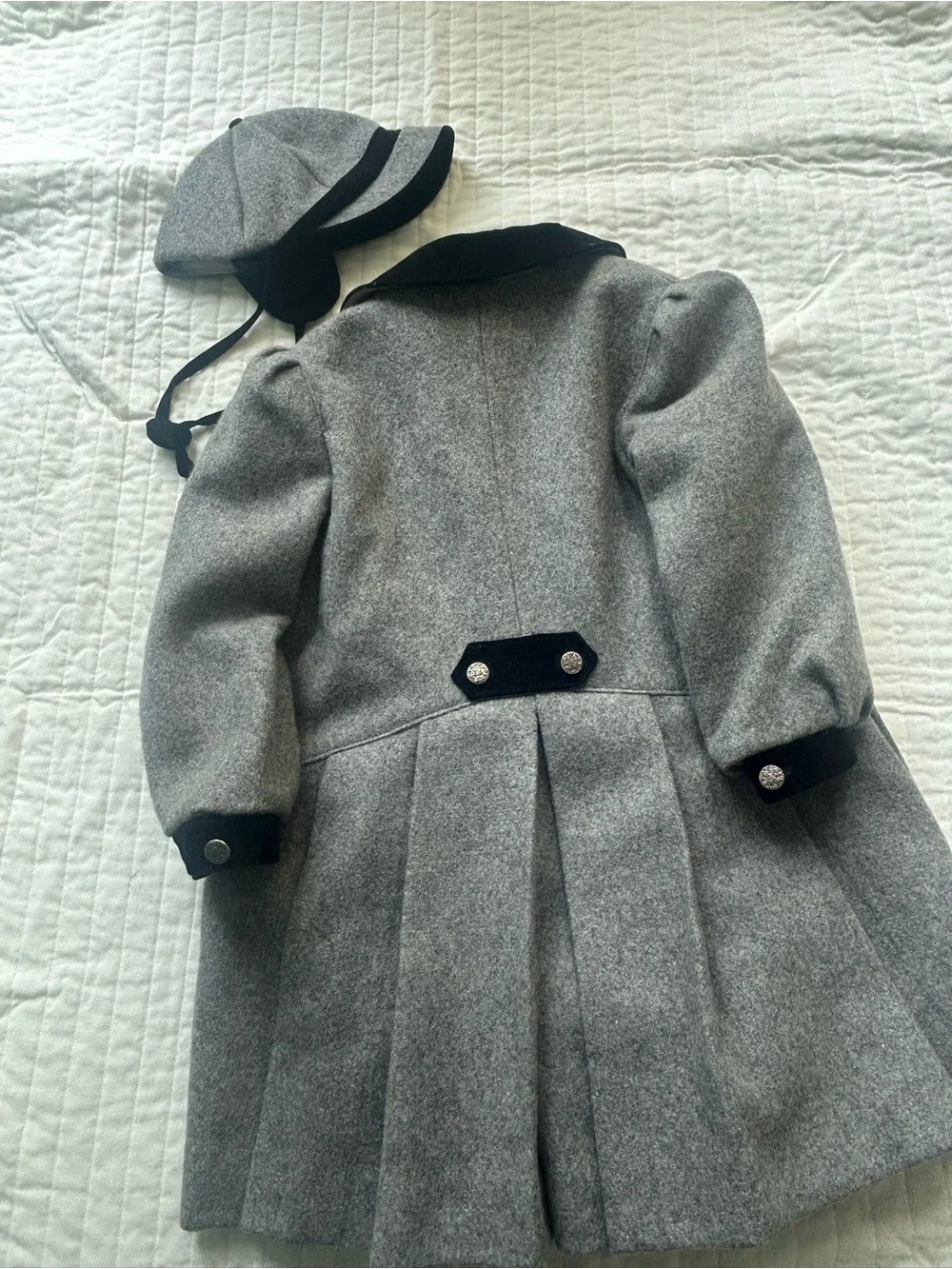 Rothchild rothschild gray